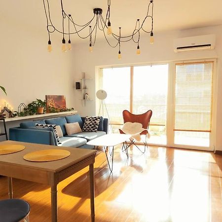 Cosy Boutique 61 Sqm Apartment - Private Parking - Ten Blocks Residence Bukarest Kültér fotó