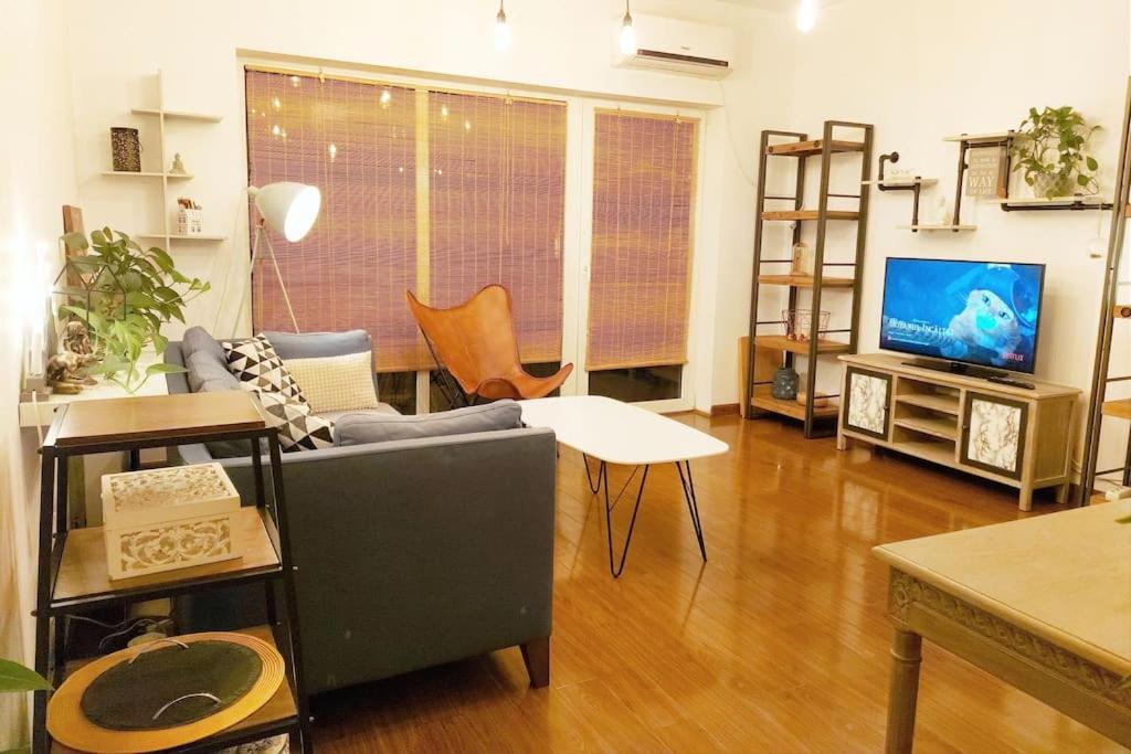 Cosy Boutique 61 Sqm Apartment - Private Parking - Ten Blocks Residence Bukarest Kültér fotó