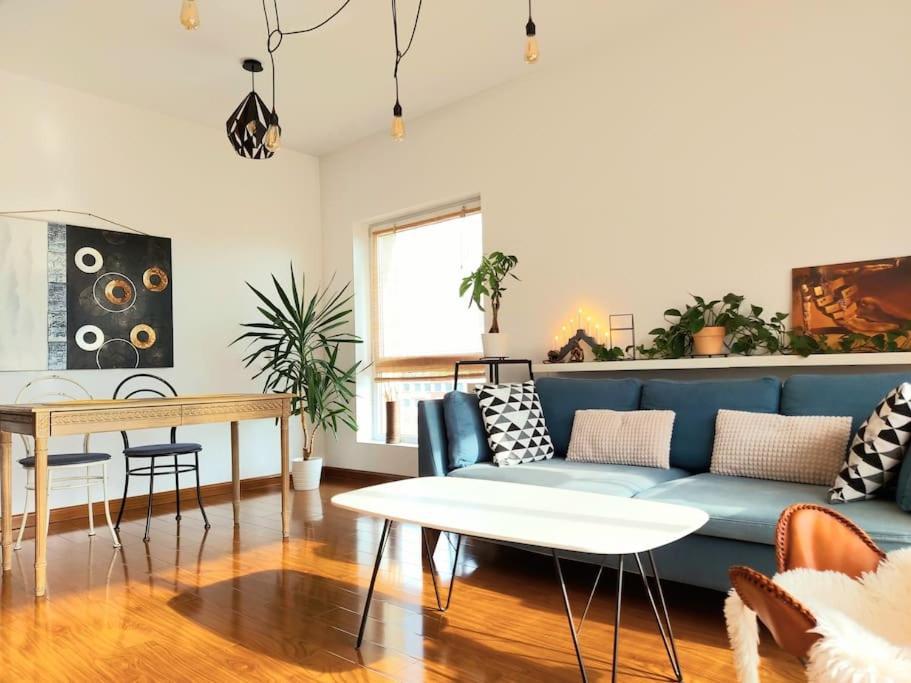 Cosy Boutique 61 Sqm Apartment - Private Parking - Ten Blocks Residence Bukarest Kültér fotó